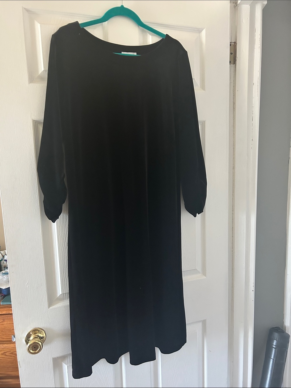 Susan Graver Black Long-Sleeve Knee-Length Dress